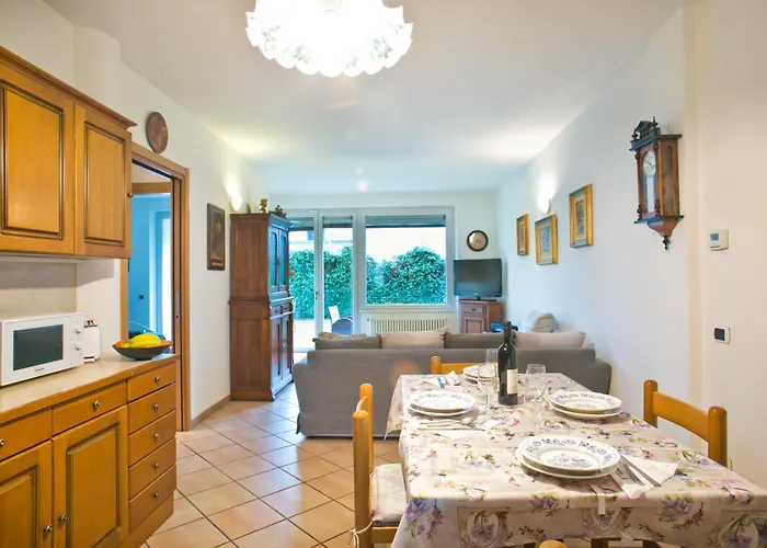 Confortevole Vicino Ospedale Moriggia- Giardino, Wi-fi E Parcheggio