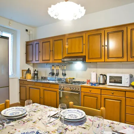 Confortevole Vicino Ospedale Moriggia- Giardino, Wi-fi E Parcheggio * Gravedona