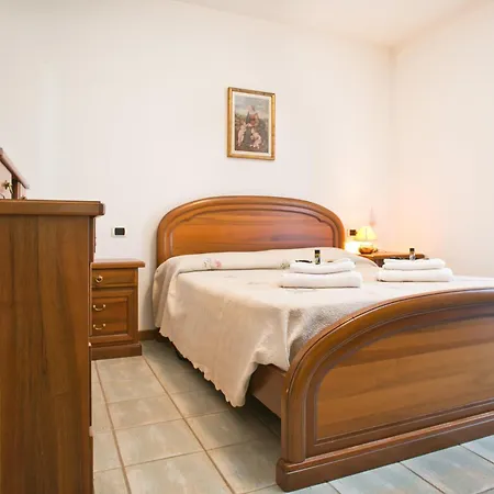 Confortevole Vicino Ospedale Moriggia- Giardino, Wi-fi E Parcheggio * גראבדונה