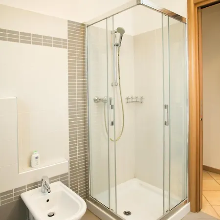 דירה Confortevole Vicino Ospedale Moriggia- Giardino, Wi-fi E Parcheggio