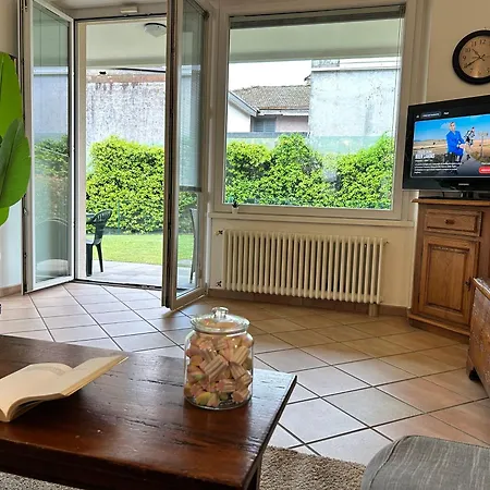 Giardino Privato Relax Sul Di 2 Camere-vicino Ospedale Moriggia - Wi-fi E Parcheggio Apartamento *