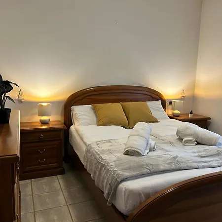 Apartamento Giardino Privato Relax Sul Di 2 Camere-vicino Ospedale Moriggia - Wi-fi E Parcheggio *